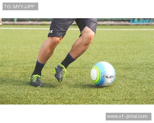 穿MG足球鞋的球星及其在赛场上的精彩表现与独特魅力